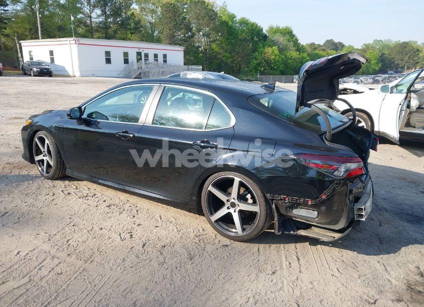 Photo 3 of 2023 Toyota Camry LE (VIN 4T1C11AKXPU111377)