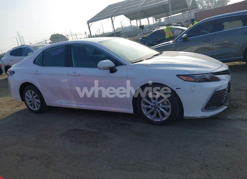 Photo 13 of 2023 Toyota Camry LE (VIN 4T1C11AKXPU112979)