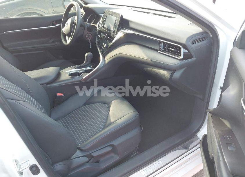 Photo 5 of 2023 Toyota Camry LE (VIN 4T1C11AKXPU112979)