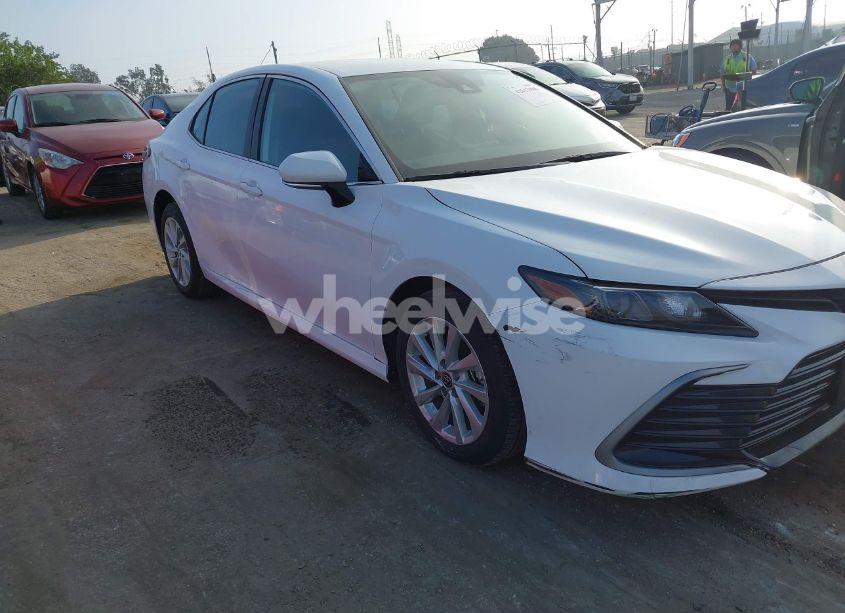 Photo 6 of 2023 Toyota Camry LE (VIN 4T1C11AKXPU112979)