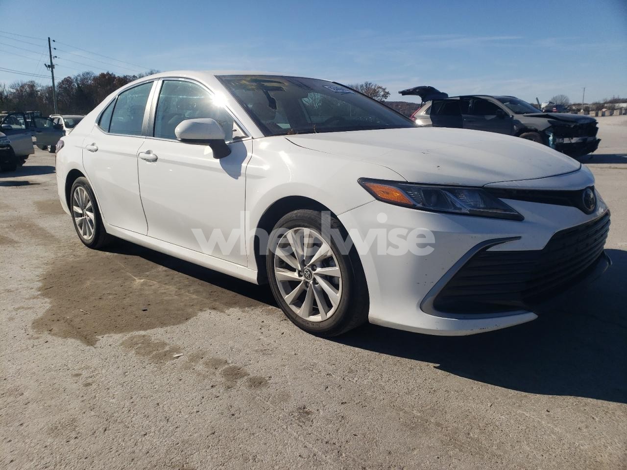 Photo 4 of 2023 TOYOTA CAMRY LE (VIN 4T1C11AKXPU744221)