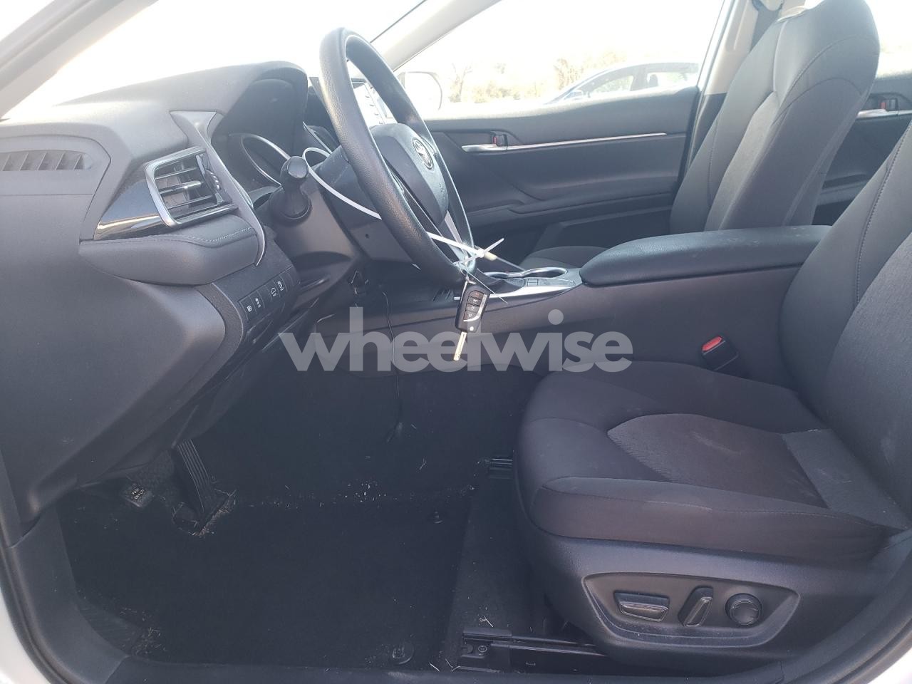 Photo 7 of 2023 TOYOTA CAMRY LE (VIN 4T1C11AKXPU744221)