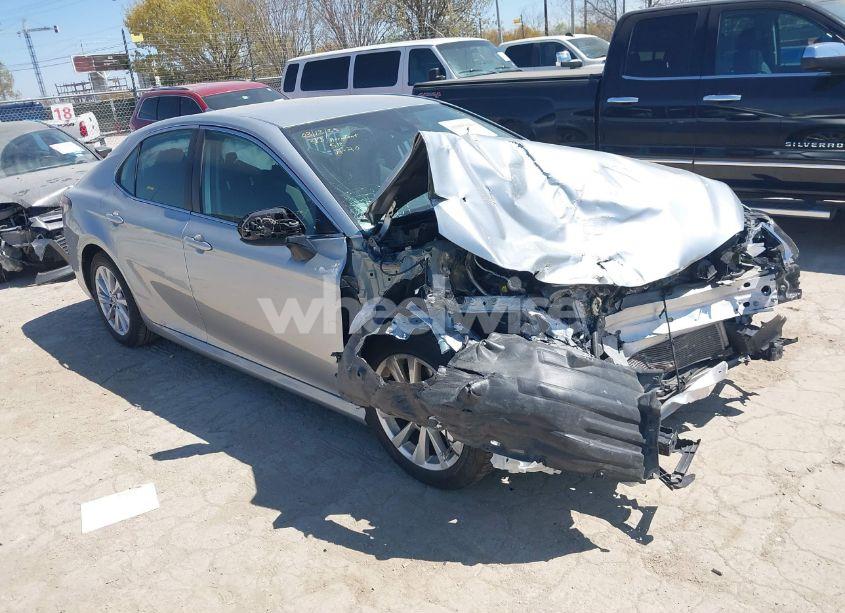 2023 Toyota Camry LE (VIN 4T1C11AKXPU744512) main photo