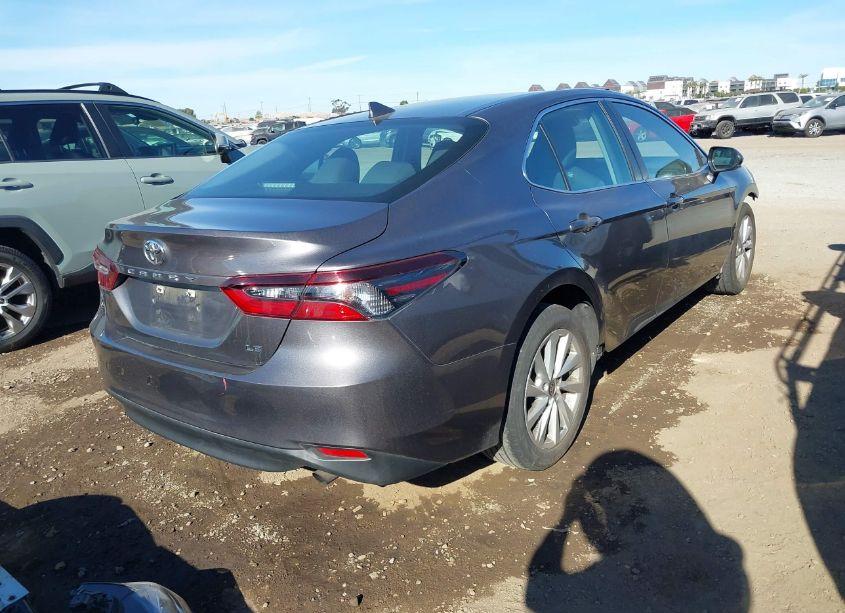 Photo 4 of 2023 Toyota Camry LE (VIN 4T1C11AKXPU770673)