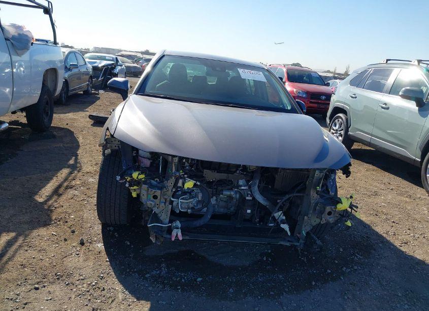 Photo 6 of 2023 Toyota Camry LE (VIN 4T1C11AKXPU770673)