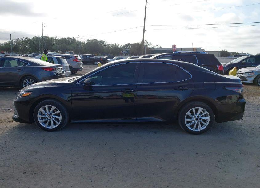 Photo 14 of 2023 Toyota Camry LE (VIN 4T1C11AKXPU809813)