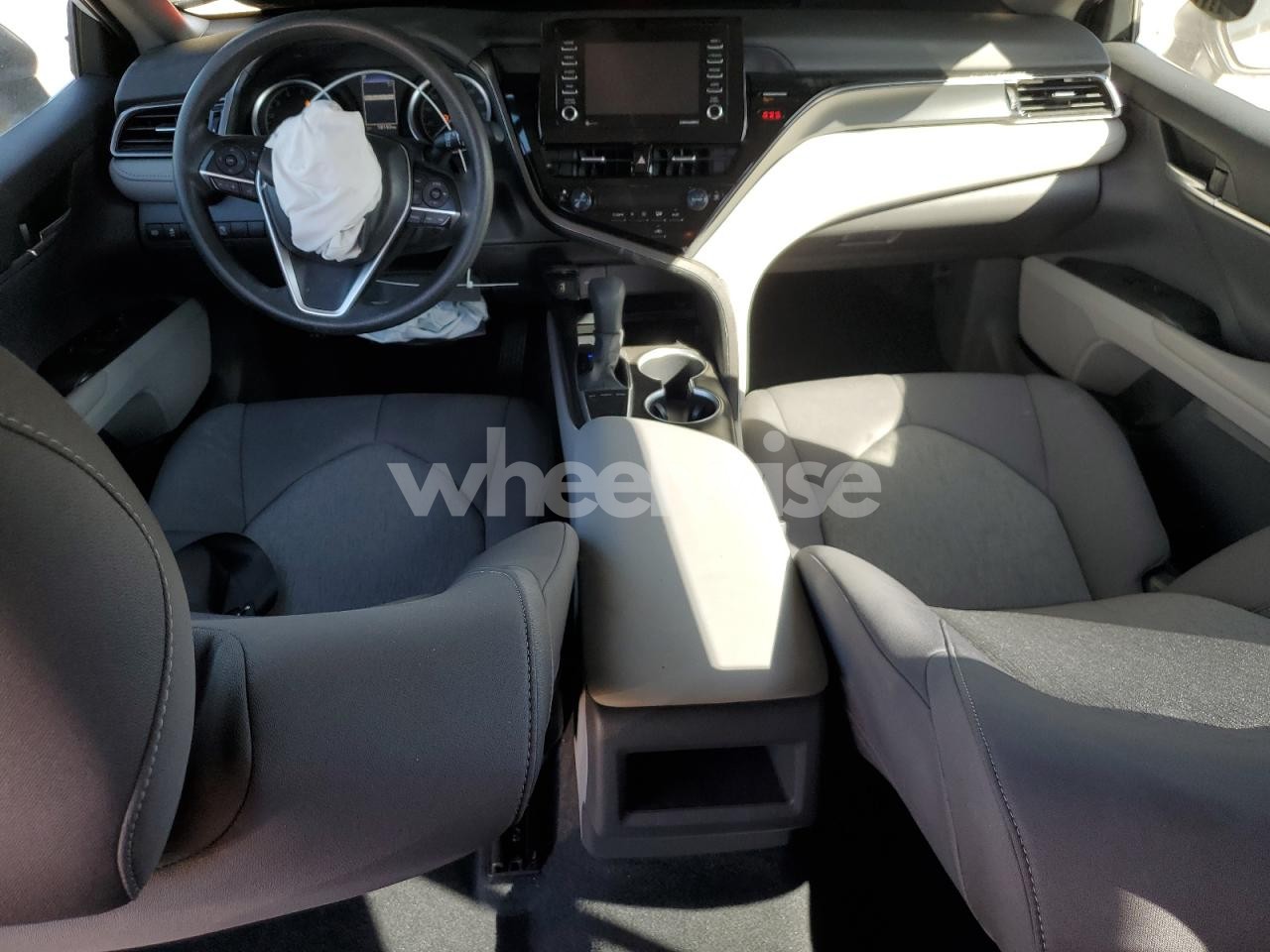 Photo 8 of 2024 TOYOTA CAMRY LE (VIN 4T1C11AKXRU853703)