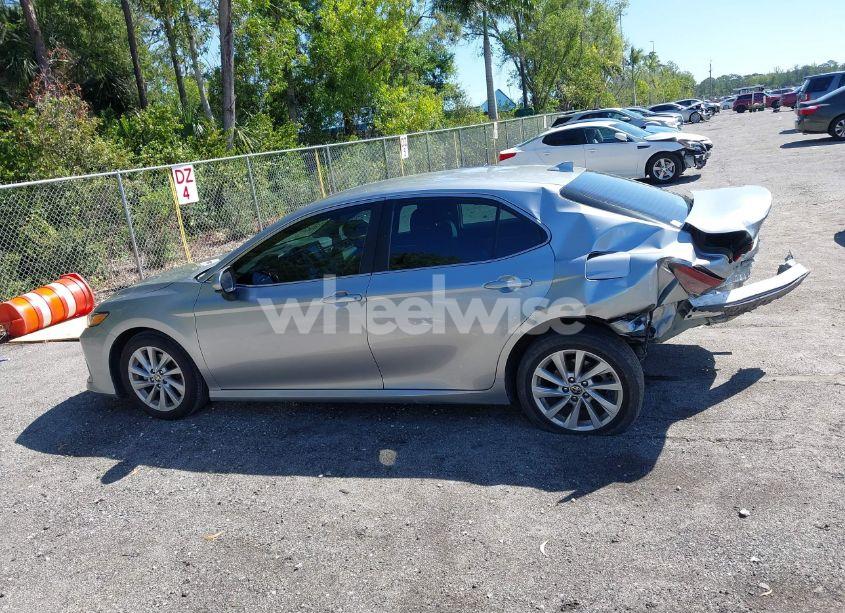 Photo 15 of 2024 Toyota Camry LE (VIN 4T1C11AKXRU869609)