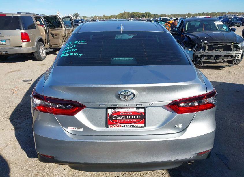 Photo 17 of 2024 Toyota Camry LE (VIN 4T1C11AKXRU872607)