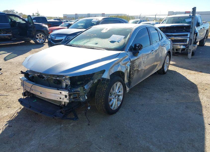 Photo 2 of 2024 Toyota Camry LE (VIN 4T1C11AKXRU872607)