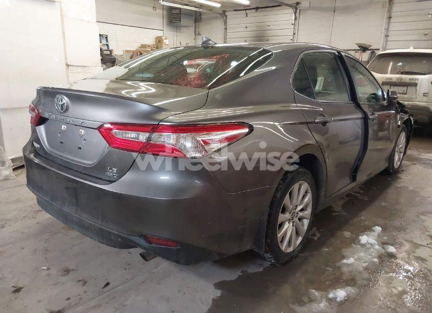 Photo 4 of 2020 Toyota Camry LE AWD (VIN 4T1C11BK0LU016576)