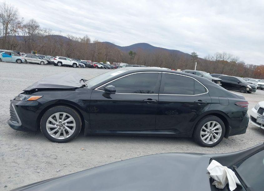 Photo 15 of 2022 Toyota Camry LE AWD (VIN 4T1C11BK0NU067112)