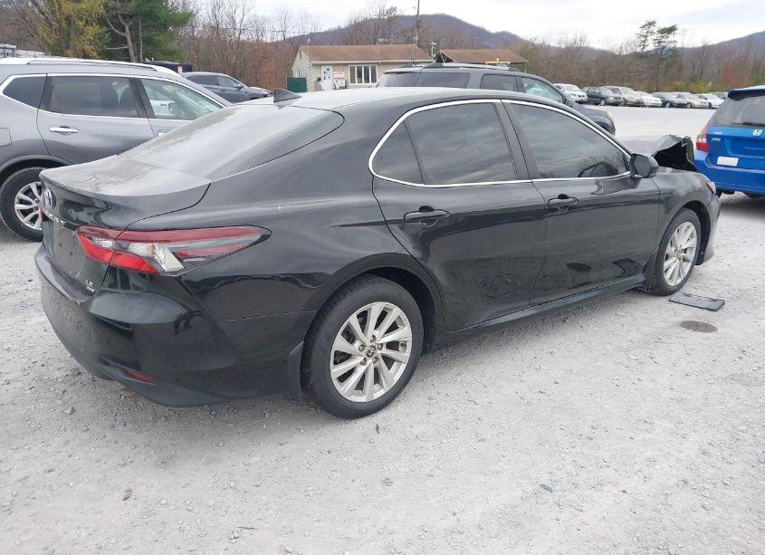 Photo 4 of 2022 Toyota Camry LE AWD (VIN 4T1C11BK0NU067112)
