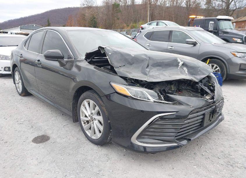 Photo 6 of 2022 Toyota Camry LE AWD (VIN 4T1C11BK0NU067112)