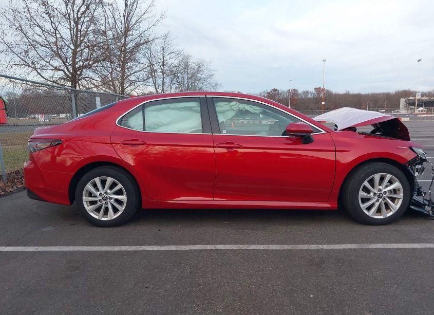 Photo 13 of 2023 Toyota Camry LE (VIN 4T1C11BK0PU083183)