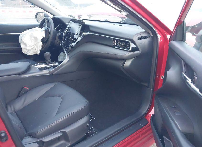 Photo 5 of 2023 Toyota Camry LE (VIN 4T1C11BK0PU083183)