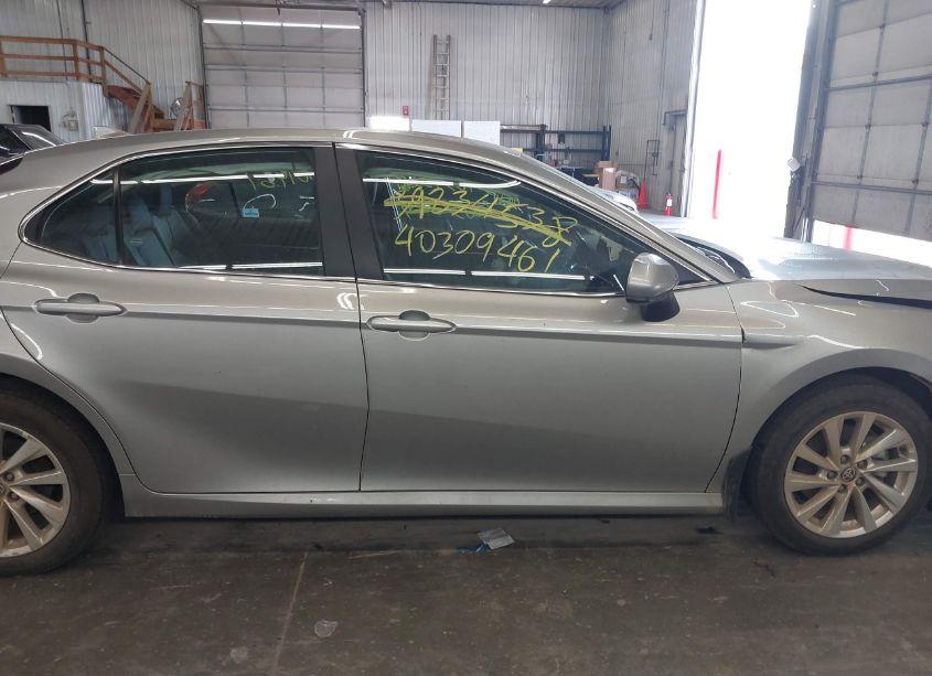 Photo 14 of 2023 Toyota Camry LE (VIN 4T1C11BK0PU091588)