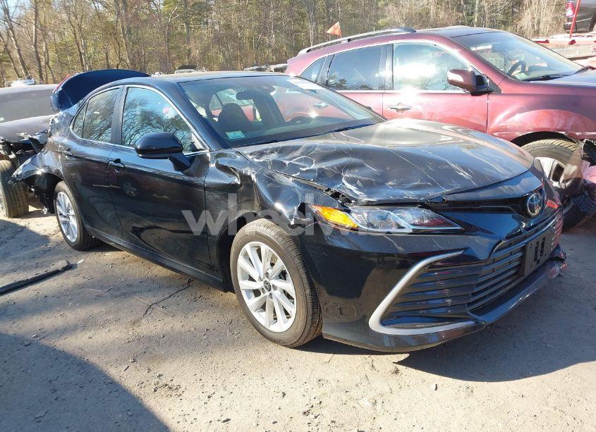 2024 Toyota Camry (VIN 4T1C11BK0RU117366) main photo