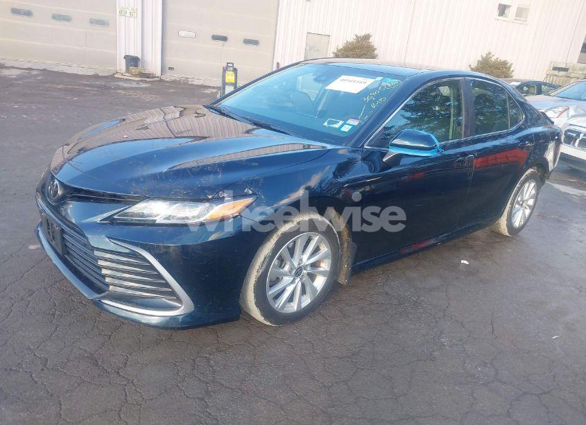 Photo 2 of 2021 Toyota Camry LE AWD (VIN 4T1C11BK1MU024297)