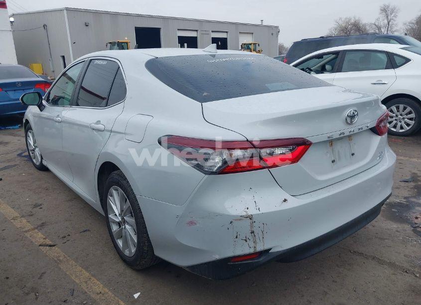 Photo 3 of 2022 Toyota Camry LE AWD (VIN 4T1C11BK1NU053963)