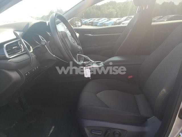 Photo 6 of 2022 TOYOTA CAMRY LE (VIN 4T1C11BK1NU055051)