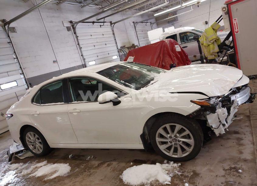 Photo 14 of 2022 Toyota Camry LE AWD (VIN 4T1C11BK1NU067636)