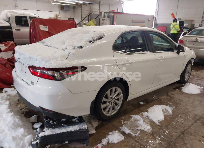 Photo 4 of 2022 Toyota Camry LE AWD (VIN 4T1C11BK1NU067636)