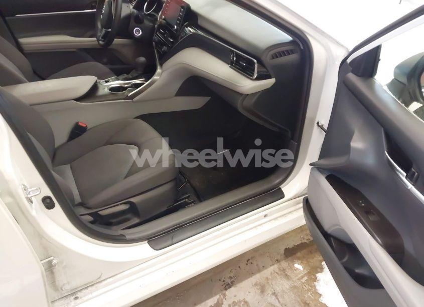 Photo 5 of 2022 Toyota Camry LE AWD (VIN 4T1C11BK1NU067636)