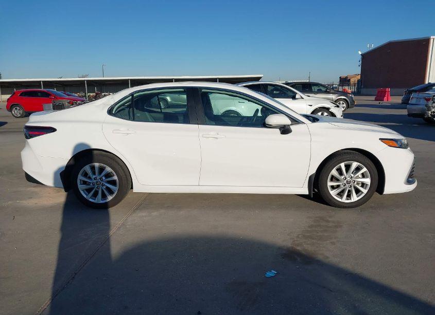 Photo 13 of 2023 Toyota Camry LE (VIN 4T1C11BK1PU098744)