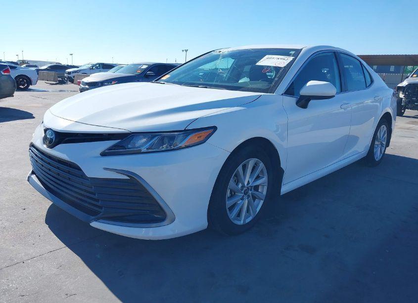 Photo 2 of 2023 Toyota Camry LE (VIN 4T1C11BK1PU098744)