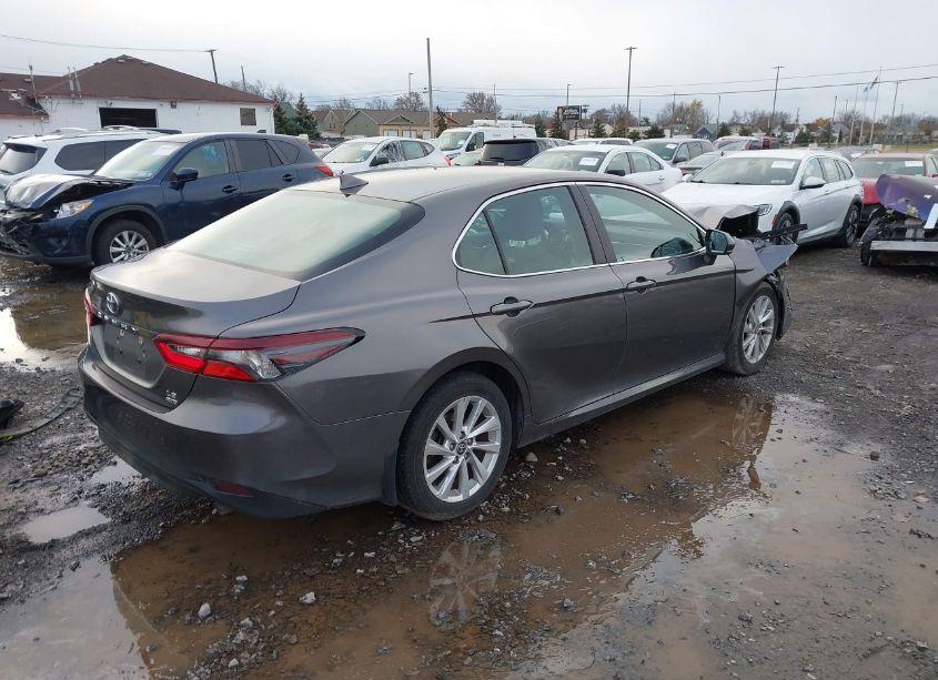 Photo 4 of 2023 Toyota Camry LE (VIN 4T1C11BK1PU101058)