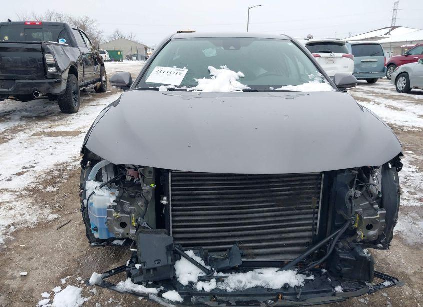 Photo 13 of 2020 Toyota Camry LE AWD (VIN 4T1C11BK2LU017888)