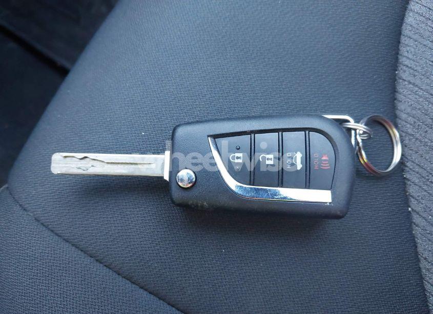 Photo 11 of 2021 Toyota Camry LE AWD (VIN 4T1C11BK2MU033526)