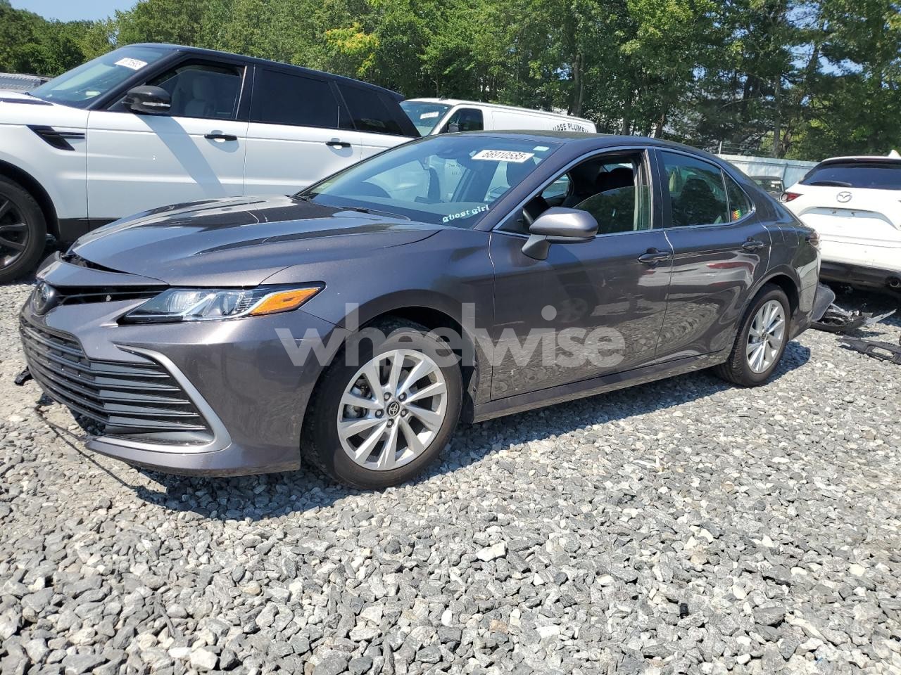 2024 TOYOTA CAMRY LE (VIN 4T1C11BK2RU114680) main photo