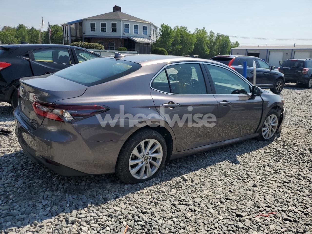 Photo 3 of 2024 TOYOTA CAMRY LE (VIN 4T1C11BK2RU114680)