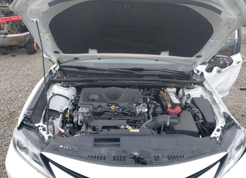 Photo 10 of 2022 Toyota Camry LE AWD (VIN 4T1C11BK3NU054774)