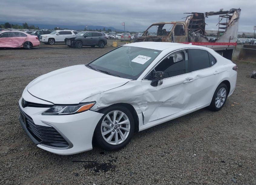 Photo 2 of 2022 Toyota Camry LE AWD (VIN 4T1C11BK3NU054774)