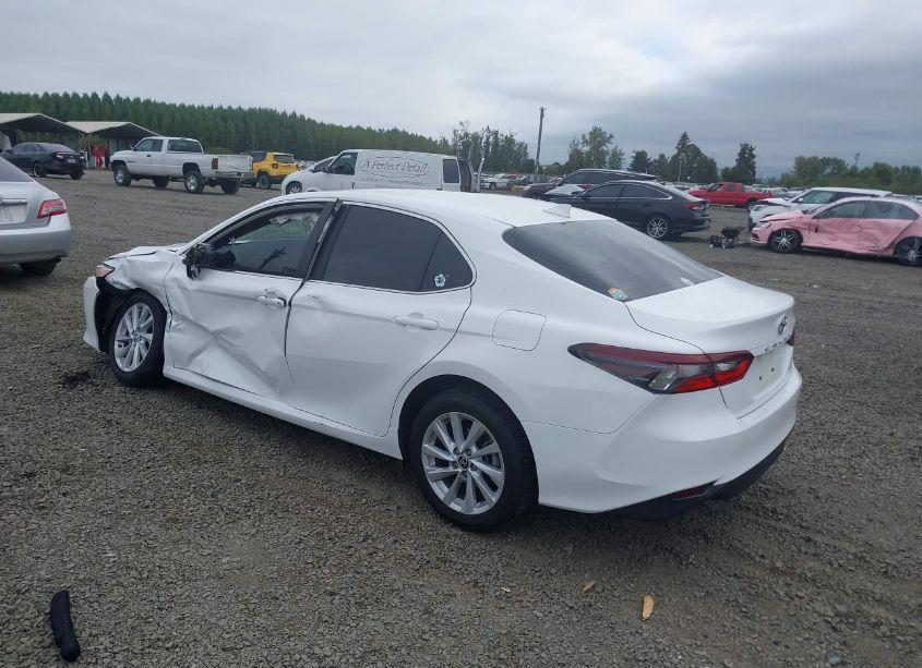 Photo 3 of 2022 Toyota Camry LE AWD (VIN 4T1C11BK3NU054774)