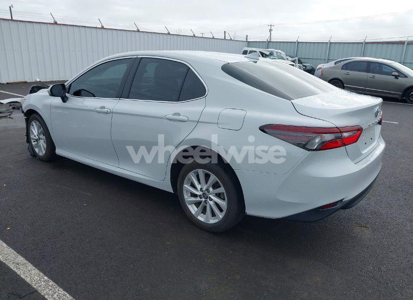 Photo 3 of 2022 Toyota Camry LE AWD (VIN 4T1C11BK3NU056931)