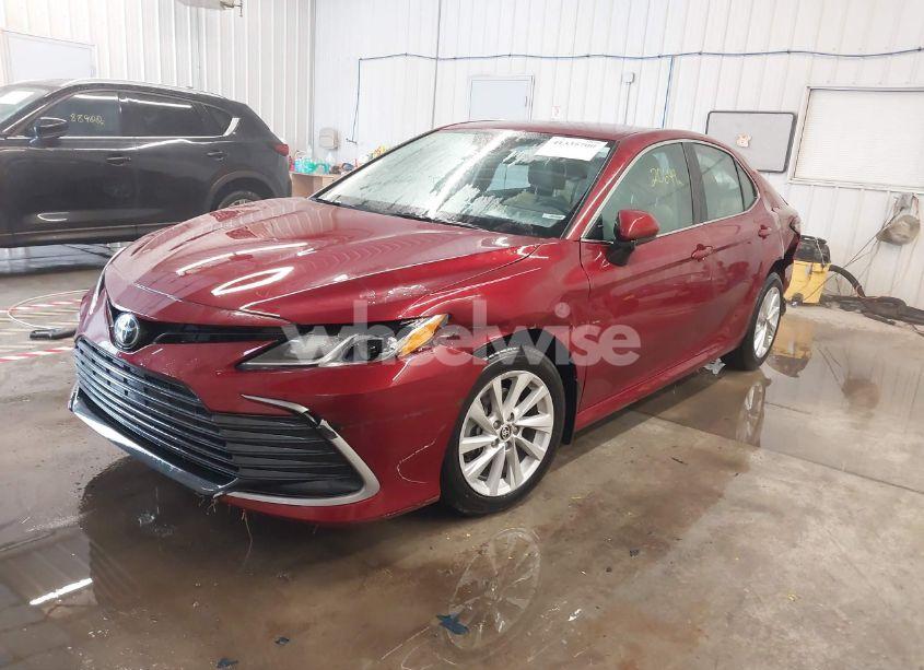 Photo 2 of 2022 Toyota Camry LE AWD (VIN 4T1C11BK3NU059117)