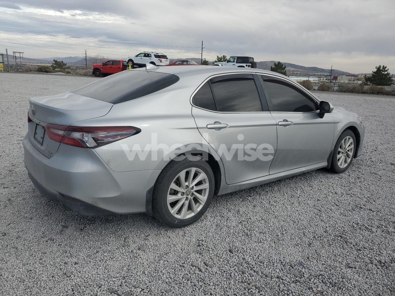 Photo 3 of 2022 TOYOTA CAMRY LE (VIN 4T1C11BK3NU062924)