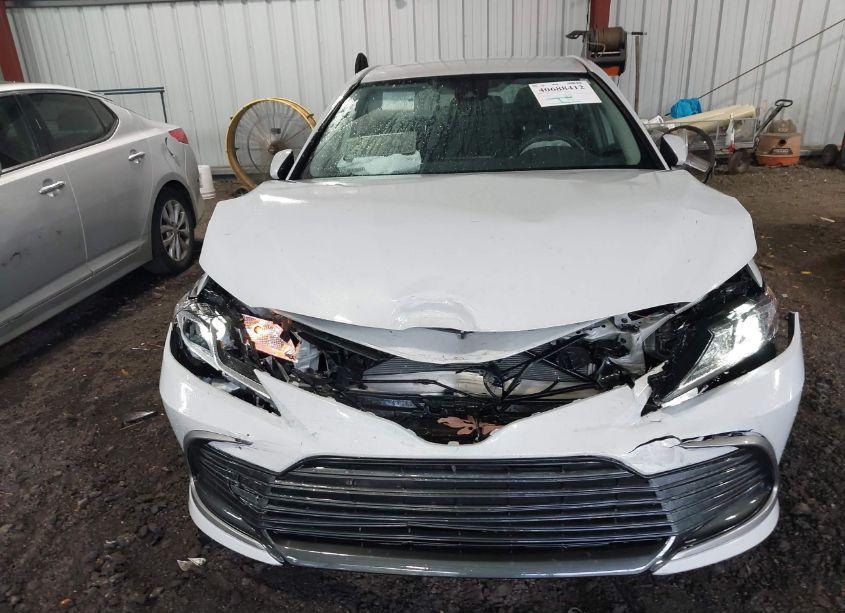 Photo 12 of 2023 Toyota Camry LE (VIN 4T1C11BK3PU103989)
