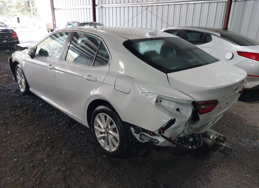 Photo 3 of 2023 Toyota Camry LE (VIN 4T1C11BK3PU103989)