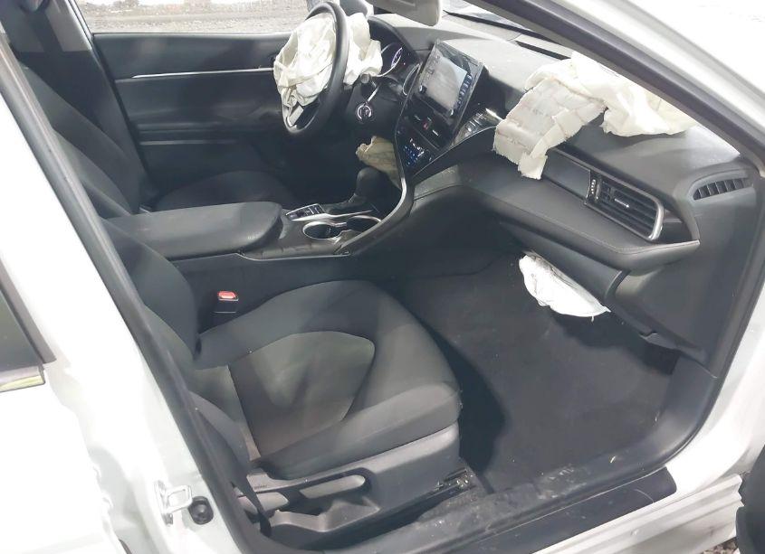 Photo 5 of 2023 Toyota Camry LE (VIN 4T1C11BK3PU103989)