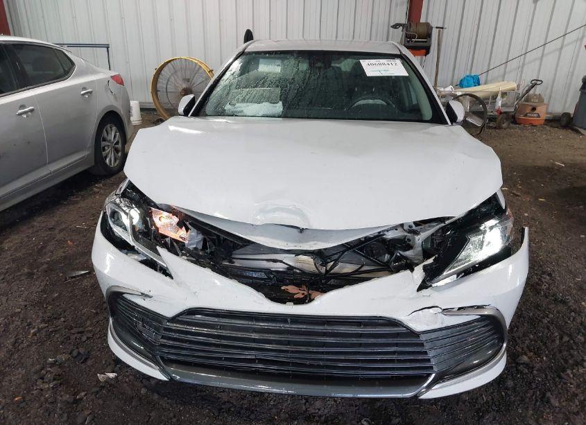 Photo 6 of 2023 Toyota Camry LE (VIN 4T1C11BK3PU103989)
