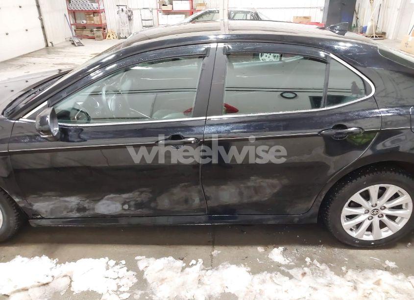 Photo 14 of 2020 Toyota Camry LE AWD (VIN 4T1C11BK4LU004740)