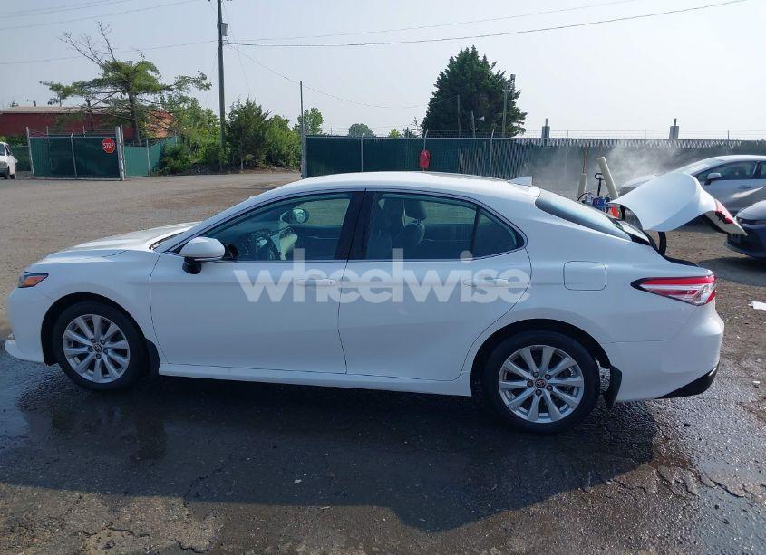 Photo 14 of 2020 Toyota Camry LE AWD (VIN 4T1C11BK4LU010585)