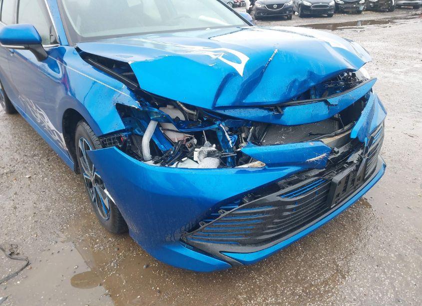 Photo 6 of 2020 Toyota Camry LE AWD (VIN 4T1C11BK4LU016760)