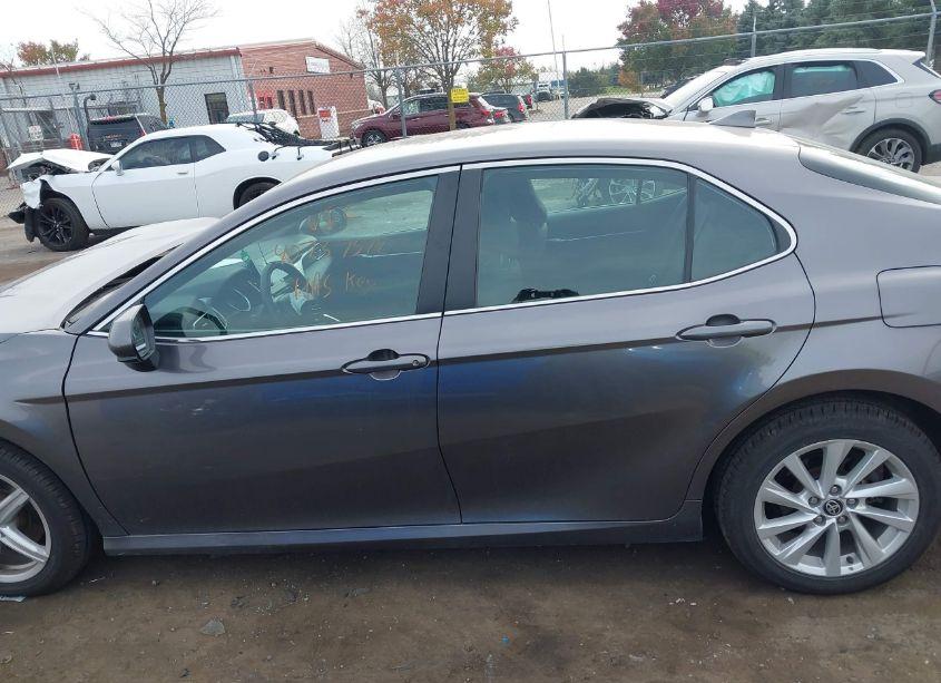 Photo 14 of 2022 Toyota Camry LE AWD (VIN 4T1C11BK4NU065251)