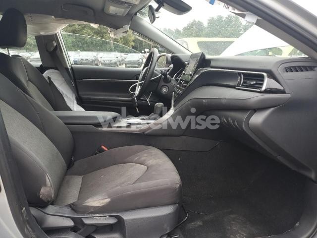 Photo 2 of 2024 TOYOTA CAMRY LE (VIN 4T1C11BK4RU108251)